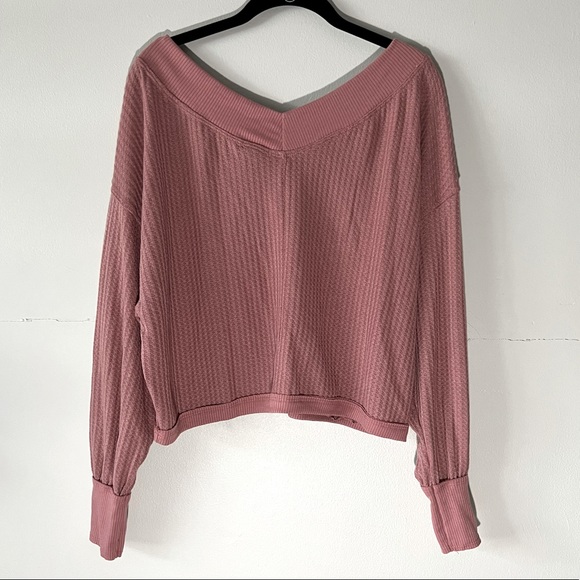 Rue21 Dusty Pink Wide V Neck Long Sleeve Boxy Knit Lightweight Sweater - Picture 2 of 6
